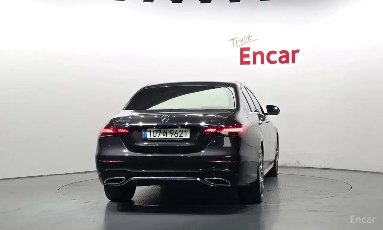Mercedes-Benz E 220 * E220d 4MATIC AMG Line * , снимка 4 - Автомобили и джипове - 56633450
