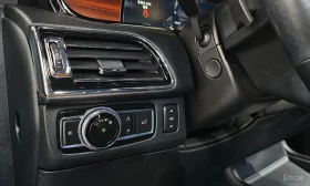 Lincoln Navigator 3.5L* ОБДУХВАНЕ* ДИСТРОНИК* ХЕДЪП* 360КАМЕРА* , снимка 7