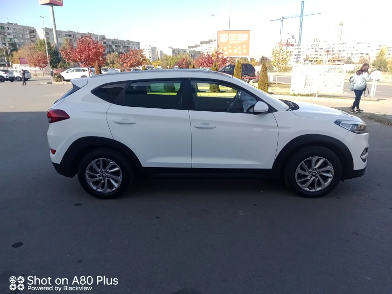 Hyundai Tucson 1, 7 , снимка 4 - Автомобили и джипове - 47764970