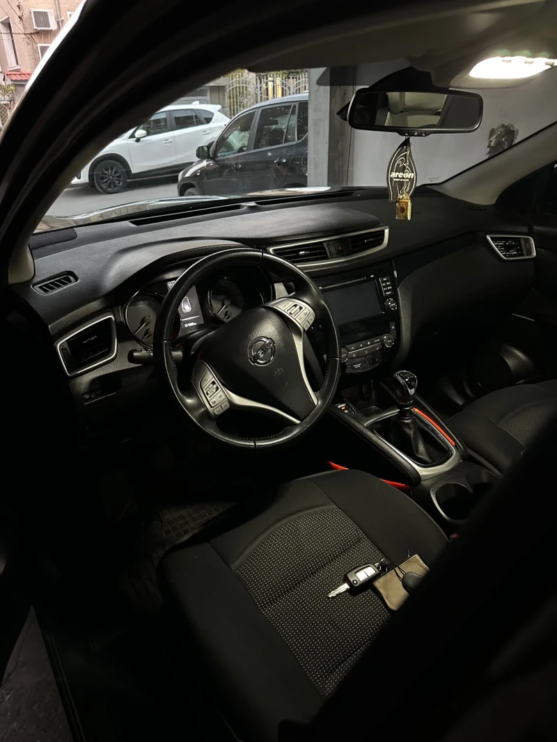 Nissan Qashqai Н, снимка 13 - Автомобили и джипове - 51919340