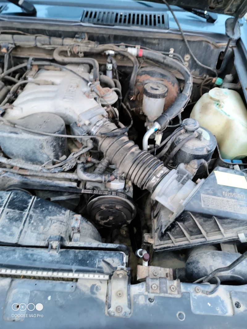 Nissan Terrano, снимка 8 - Автомобили и джипове - 52697915