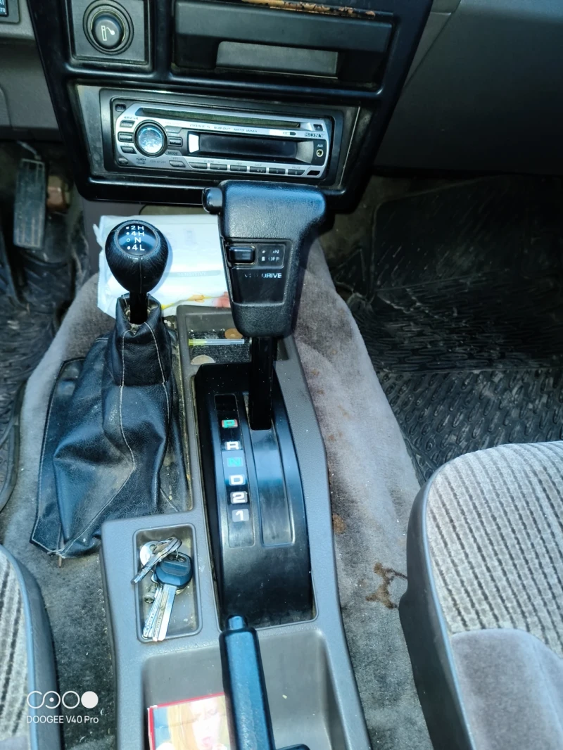 Nissan Terrano, снимка 5 - Автомобили и джипове - 52697915