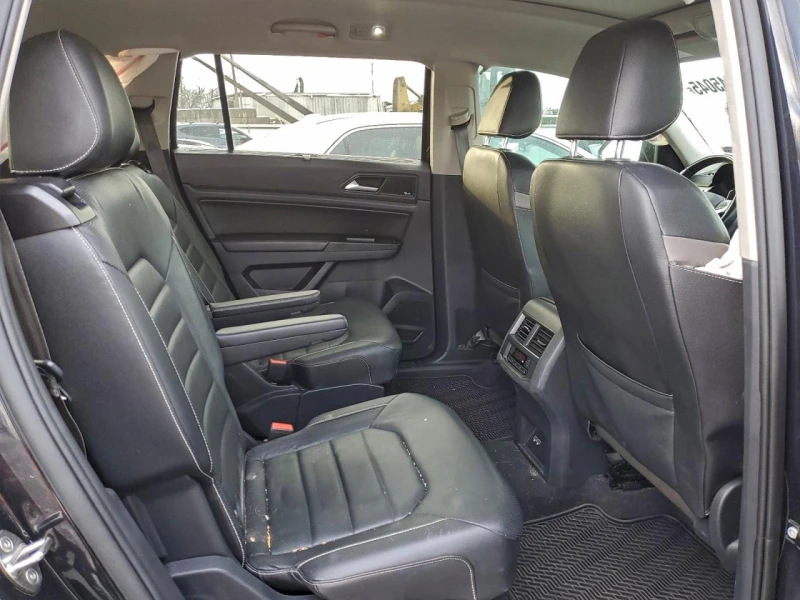 VW Atlas * SEL PREMIUM* 7-места* , снимка 10 - Автомобили и джипове - 53109219