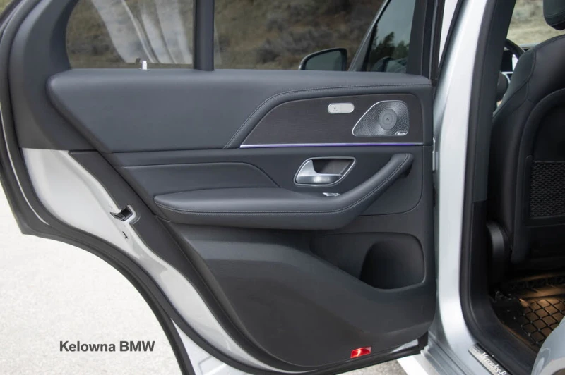 Mercedes-Benz GLC 350 4MATIC, снимка 13 - Автомобили и джипове - 53385225