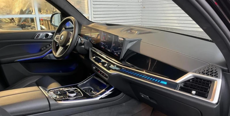 BMW X7 M60i xDrive M Sport PRO, снимка 7 - Автомобили и джипове - 53472595