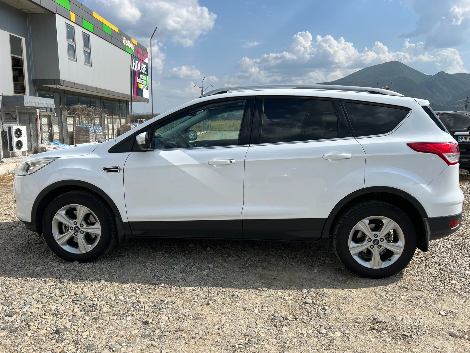 Ford Kuga 2.0TDCi - изображение 8