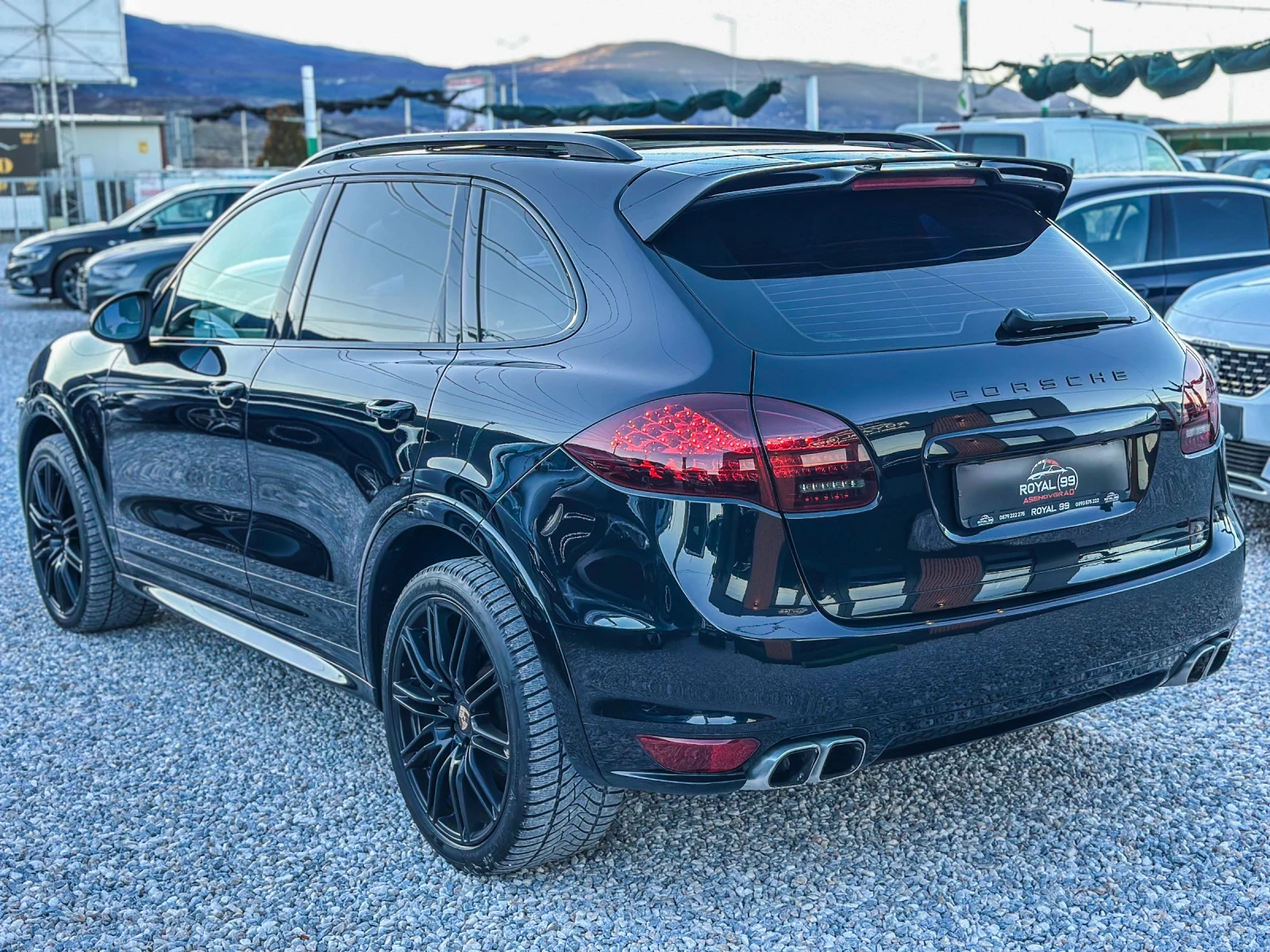 Porsche Cayenne 4.2 GTS ПАКЕТ::385КС::ПАНОРАМА::BLACK OPTIK - изображение 4