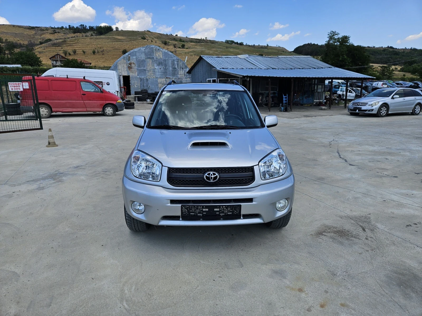 Toyota Rav4 2.0 D4D 4x4 - изображение 2