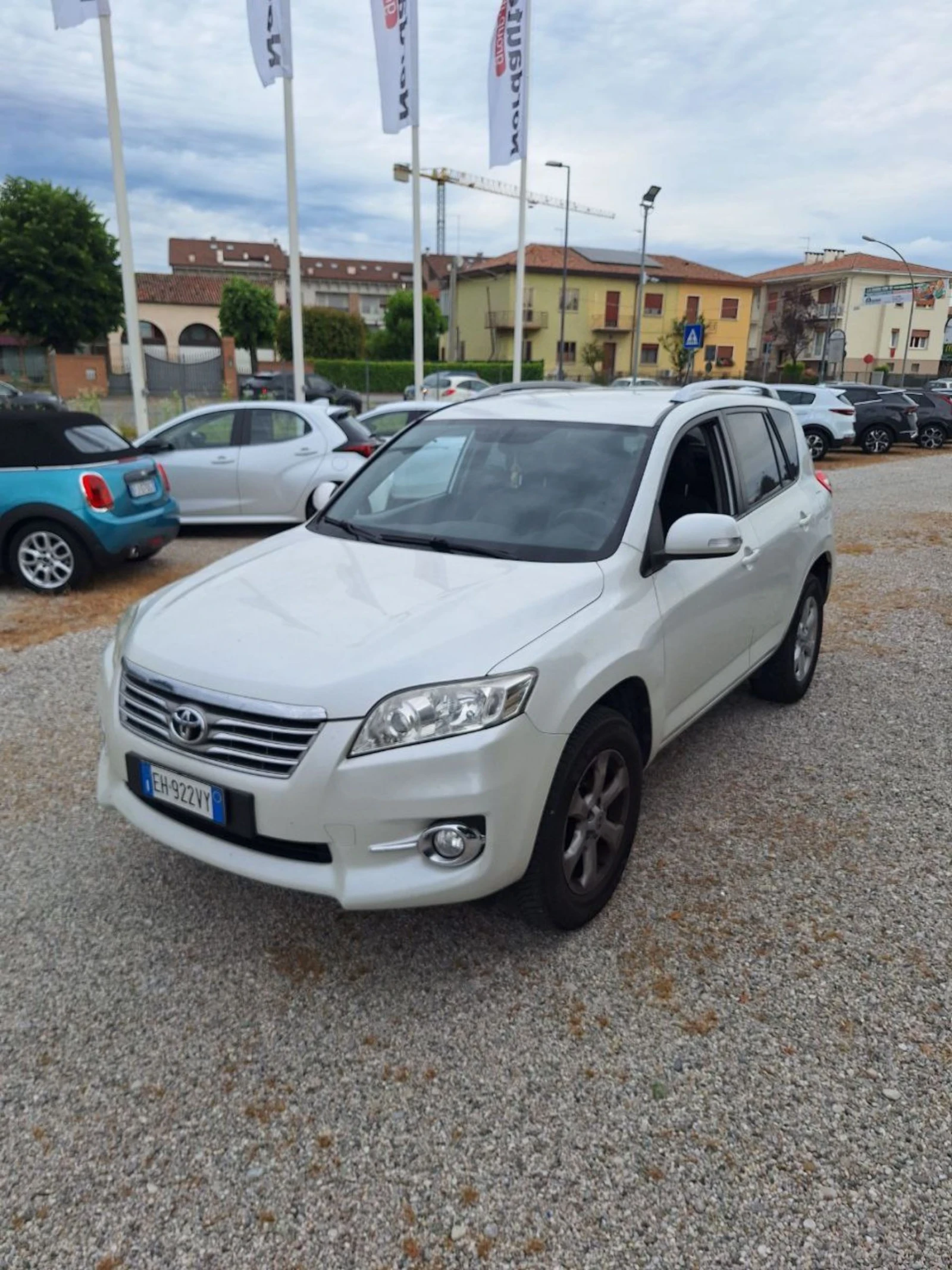 Toyota Rav4 2.2D4D ОЧАКВАН ВНОС!! 133х.км. EXCLUSIVE - изображение 3