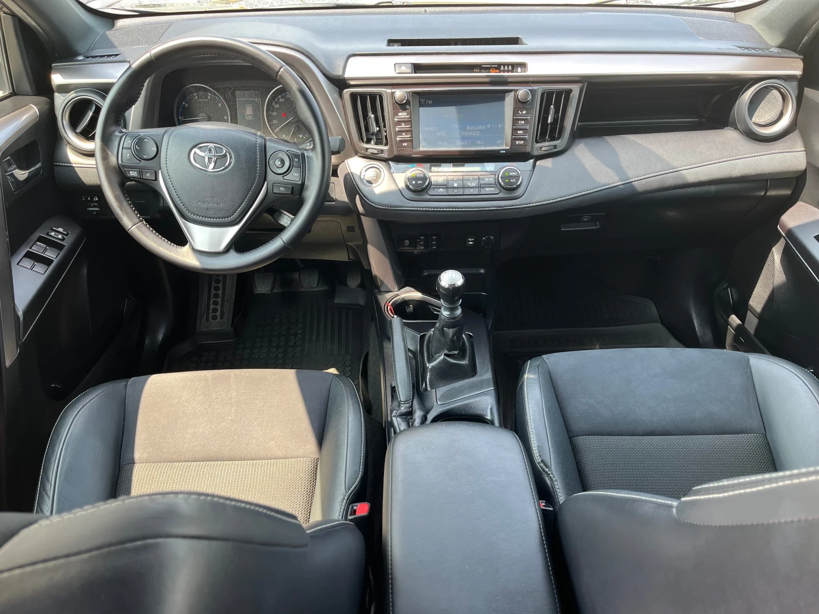 Toyota Rav4 2.0 D-4D Face 143кс - изображение 9