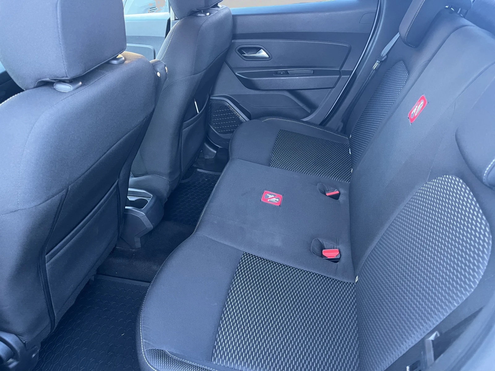 Dacia Duster  - изображение 9