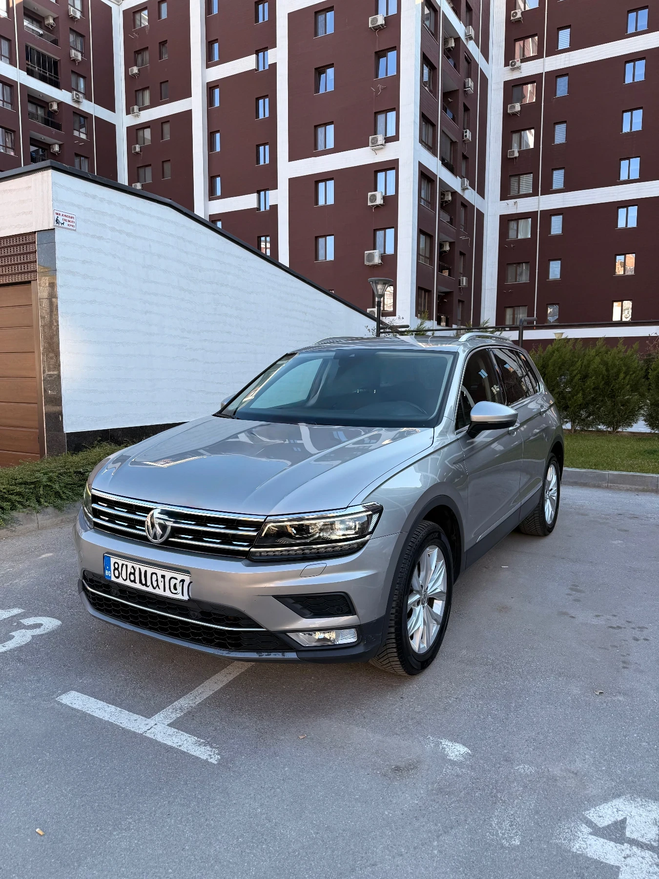 VW Tiguan 2.0TDI/4Motion/FullLED/Distro/LaneAssist