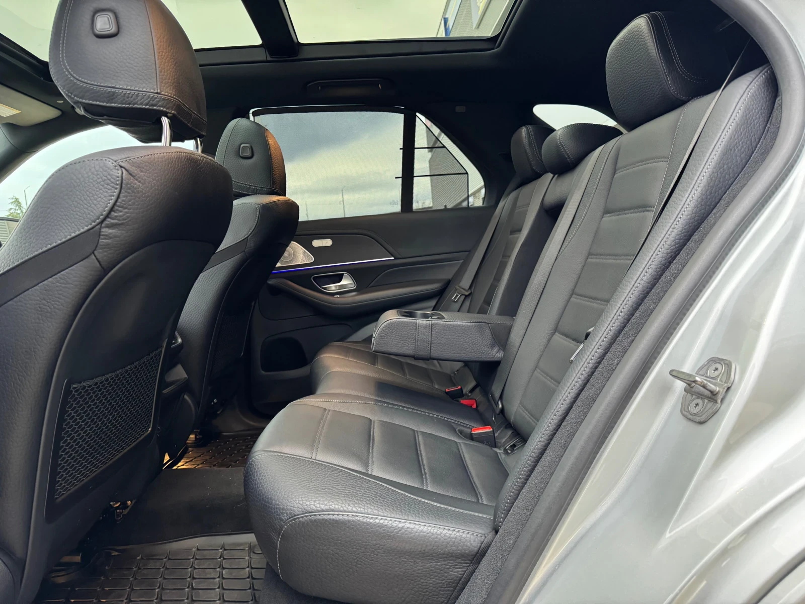 Mercedes-Benz GLE 450 AMG Night Package EQ Boost, снимка 8 - Автомобили и джипове - 54010512