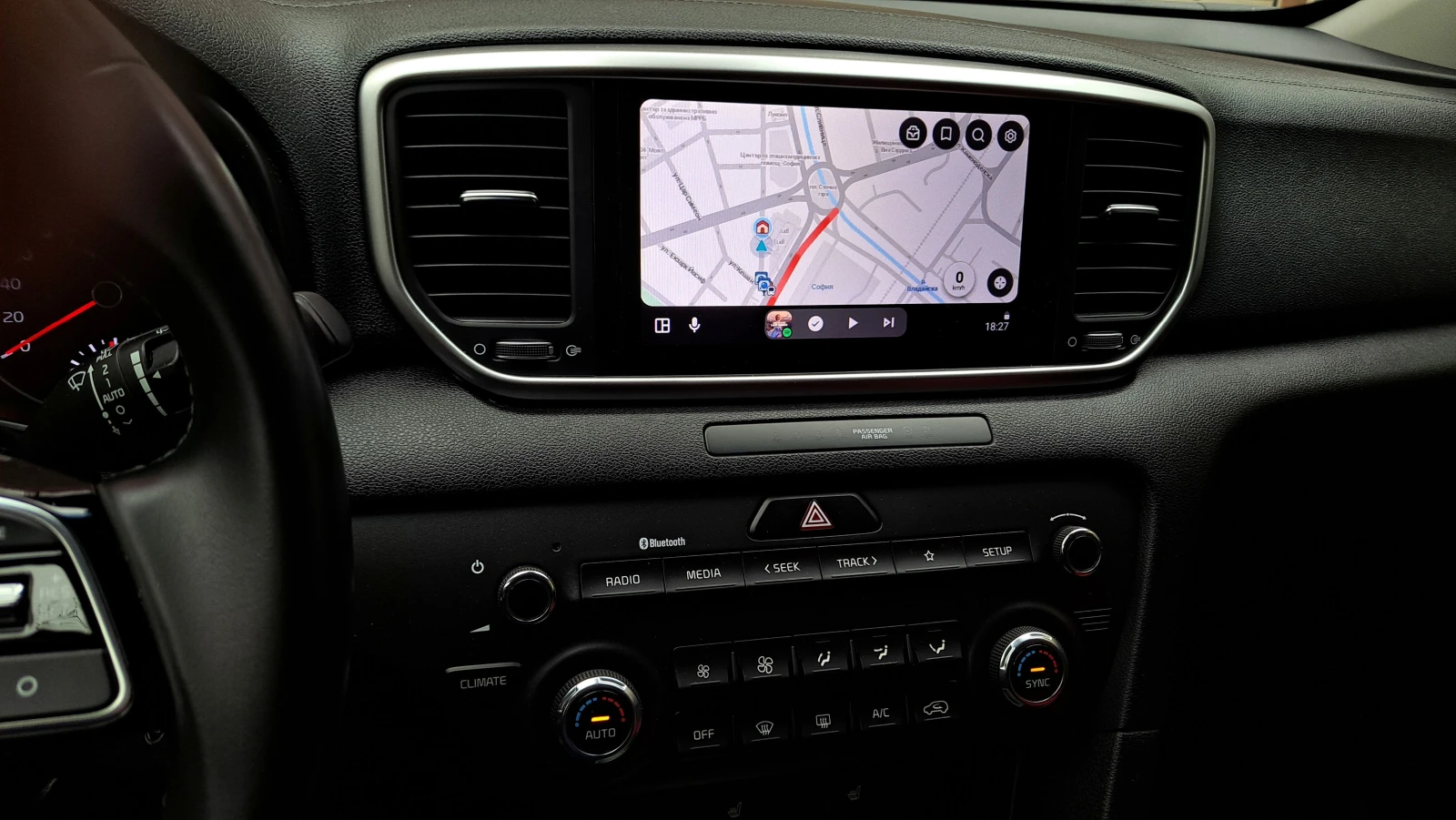 Kia Sportage, снимка 9 - Автомобили и джипове - 54068873