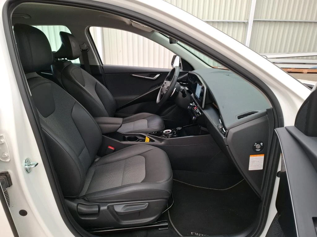 Kia Niro Connect - Electric , снимка 6 - Автомобили и джипове - 54187714