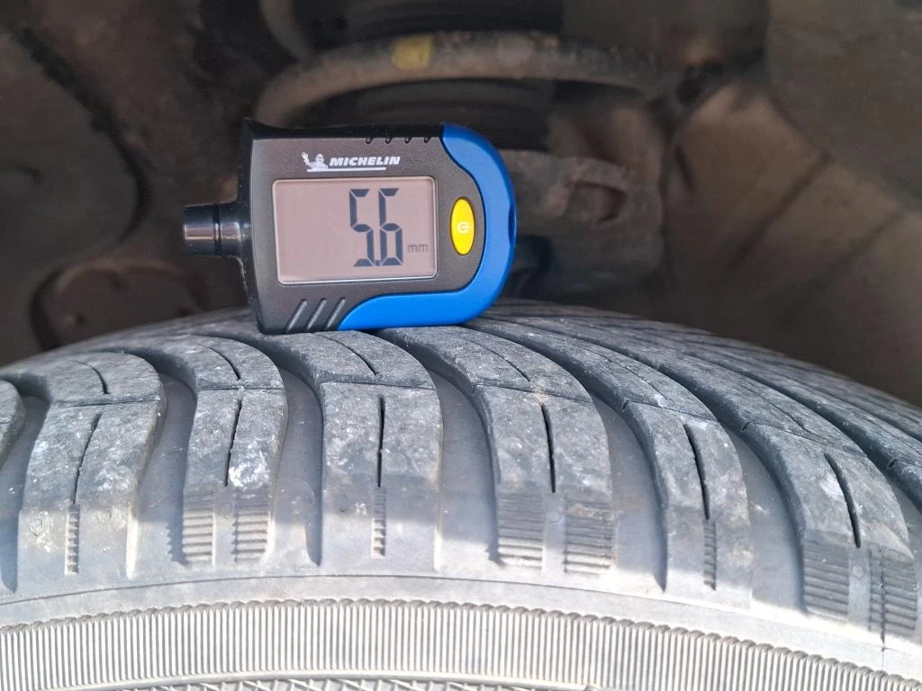 Kia Niro Connect - Electric , снимка 14 - Автомобили и джипове - 54187714