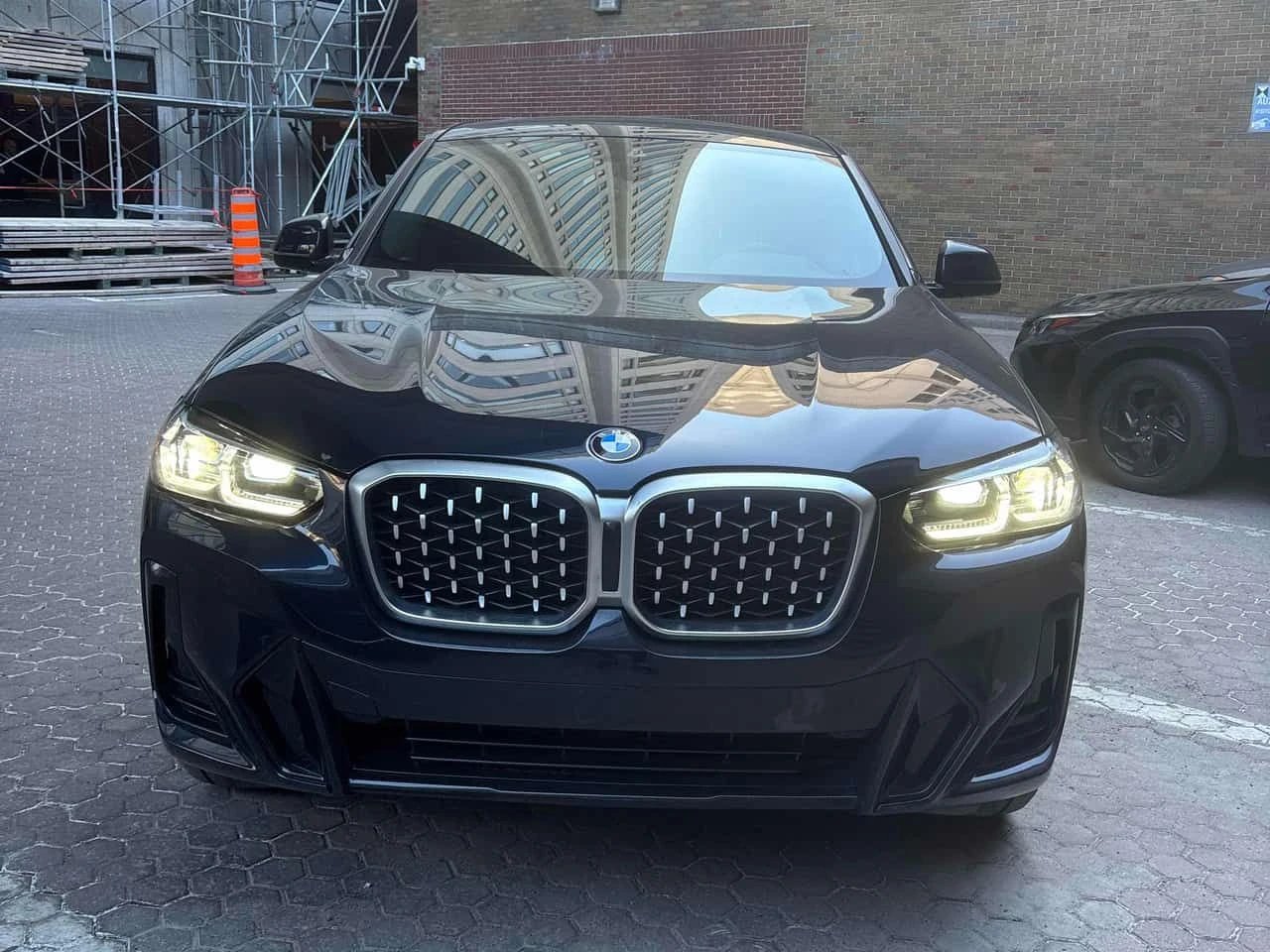 BMW X4 * xDrive30i * ПОДГРЕВ * КАМЕРА * CARPLAY, снимка 6 - Автомобили и джипове - 54683986