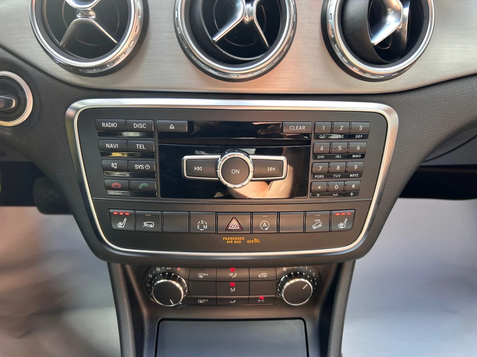 Mercedes-Benz GLA 200 d 4Matic, снимка 9 - Автомобили и джипове - 55005423