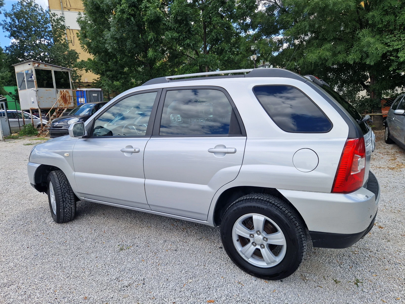 Kia Sportage 2.0 ����� ��������� | Mobile.bg � ����������� 8