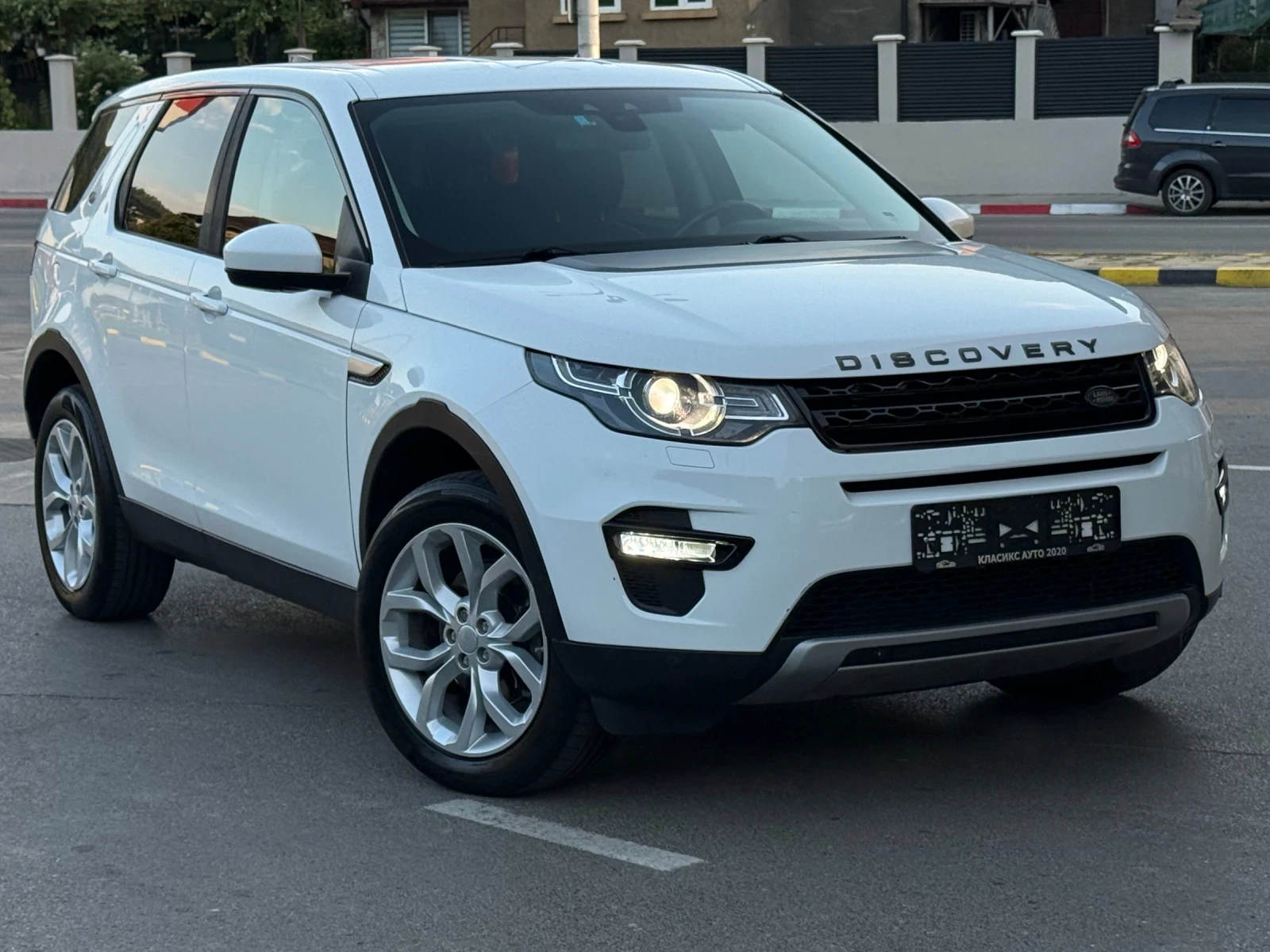 Land Rover Discovery Sport 2.0d Нави/Климатроник/Камера/4х4/Фейслифт