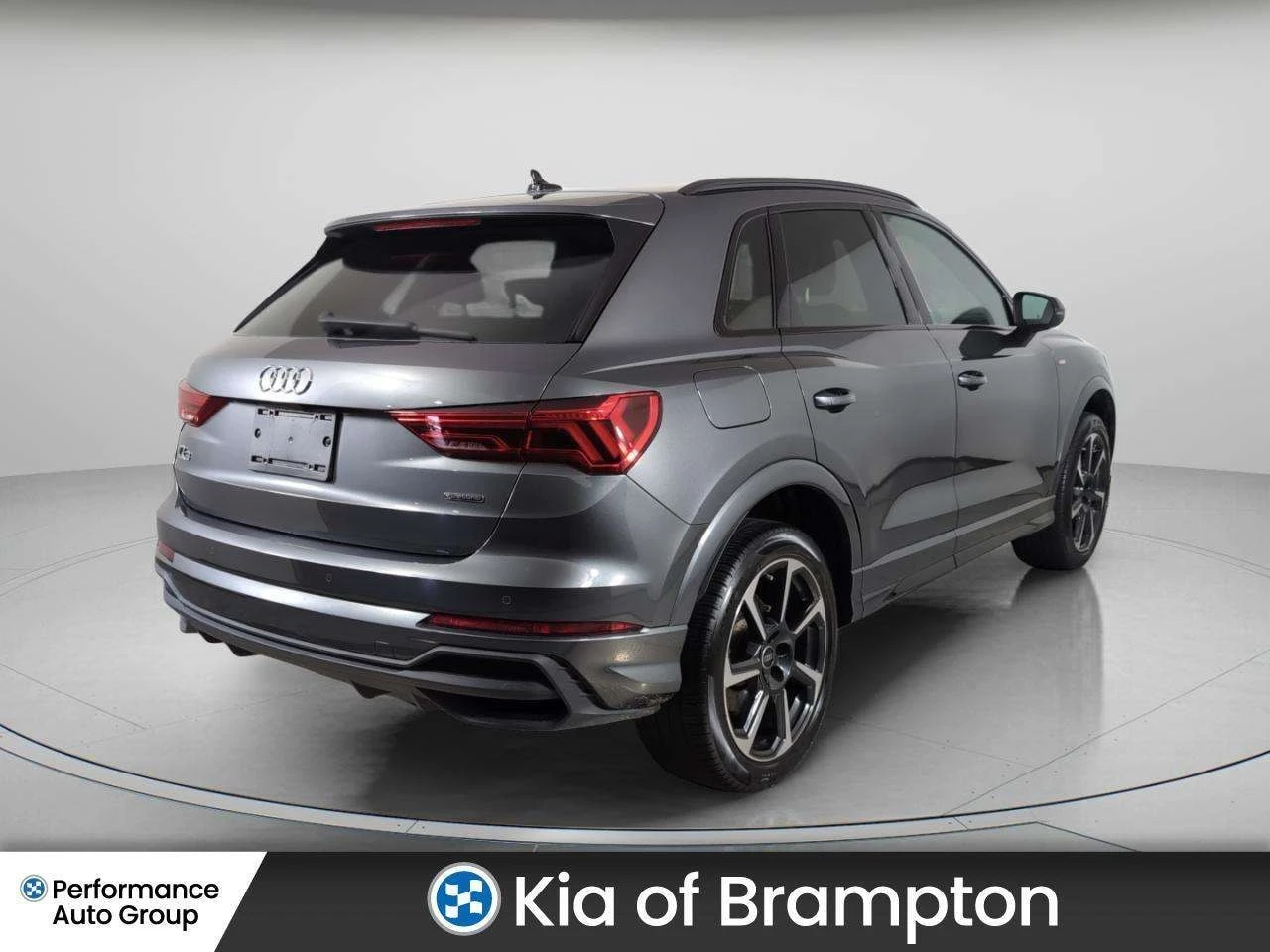Audi Q3 * Progressiv Quattro 19' Alloys Leather Pano r, снимка 6 - Автомобили и джипове - 56102758