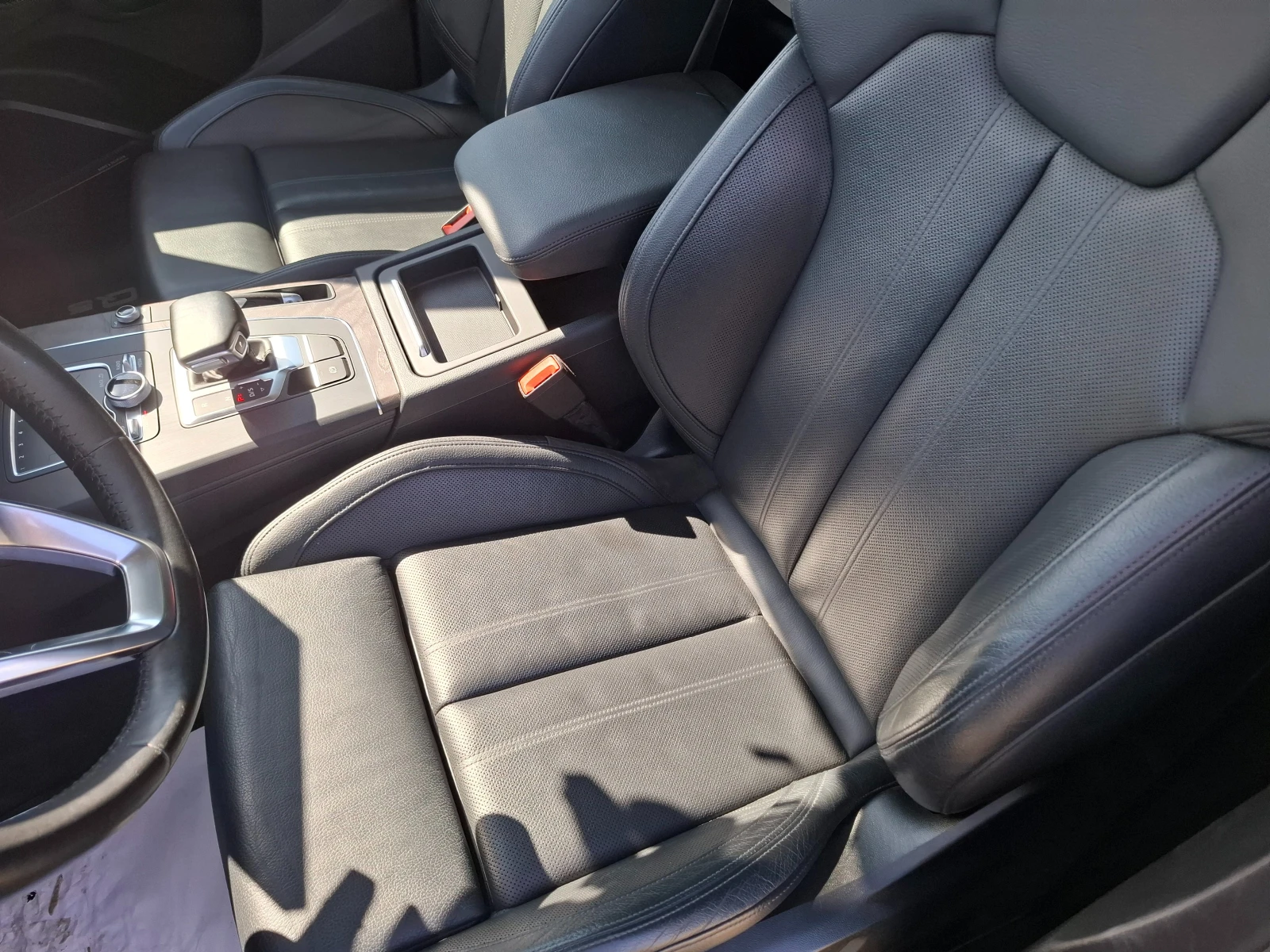 Audi Q5 Prestige, снимка 10 - Автомобили и джипове - 56227535