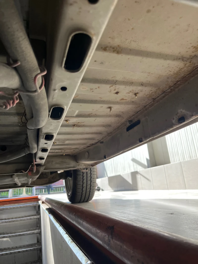 VW T3 Транспортер Пътнически ВОЕНЕН, снимка 13 - Бусове и автобуси - 53096283