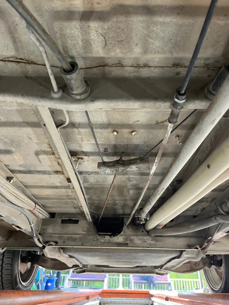 VW T3 Транспортер Пътнически ВОЕНЕН, снимка 12 - Бусове и автобуси - 53096283