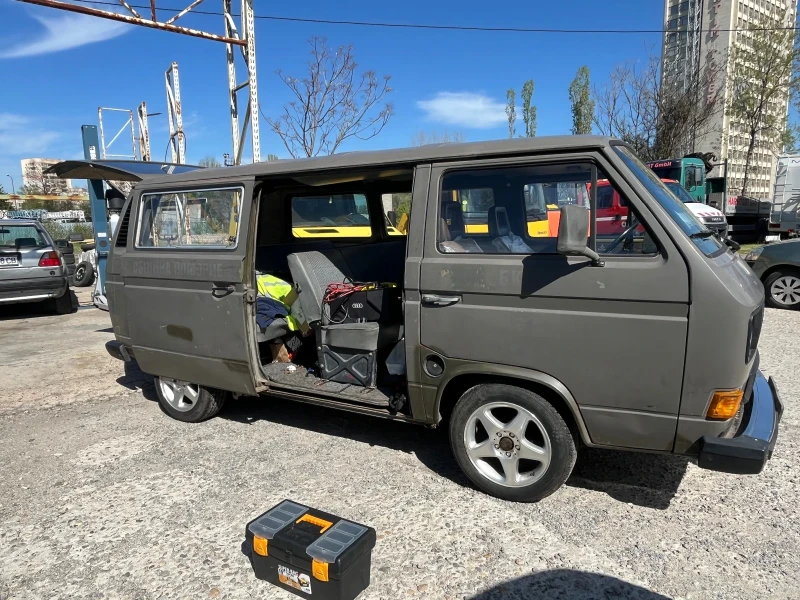 VW T3 Транспортер Пътнически ВОЕНЕН, снимка 2 - Бусове и автобуси - 53096283