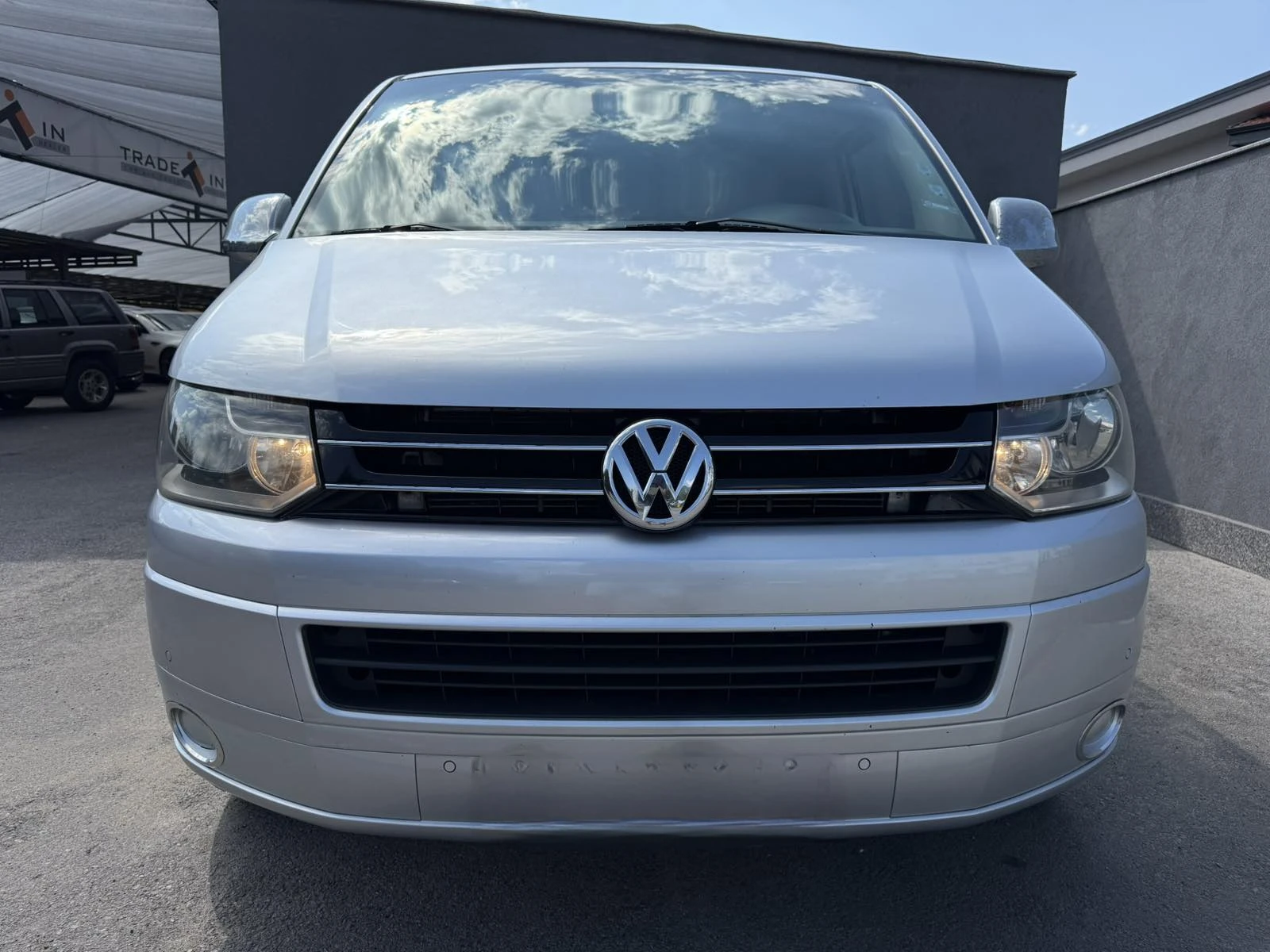 VW Caravelle 2.0 TDI DSG - изображение 2
