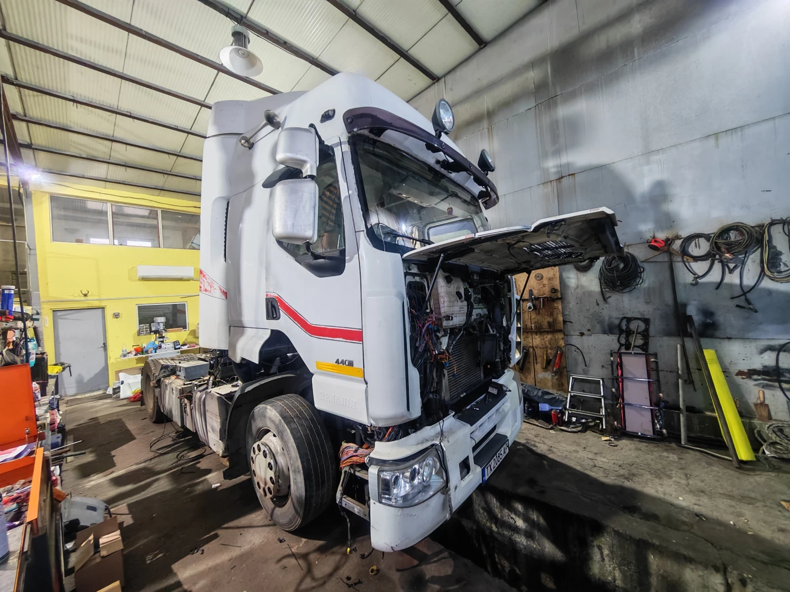 Renault Premium 450 dxi, снимка 3 - Камиони - 54781440
