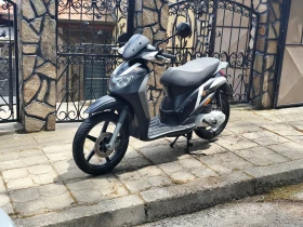 Piaggio Liberty Скутер, снимка 1