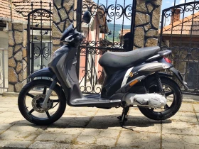 Piaggio Liberty Скутер, снимка 2