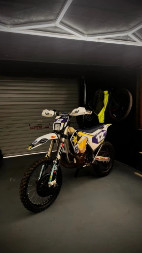 Husqvarna TE 300, снимка 2