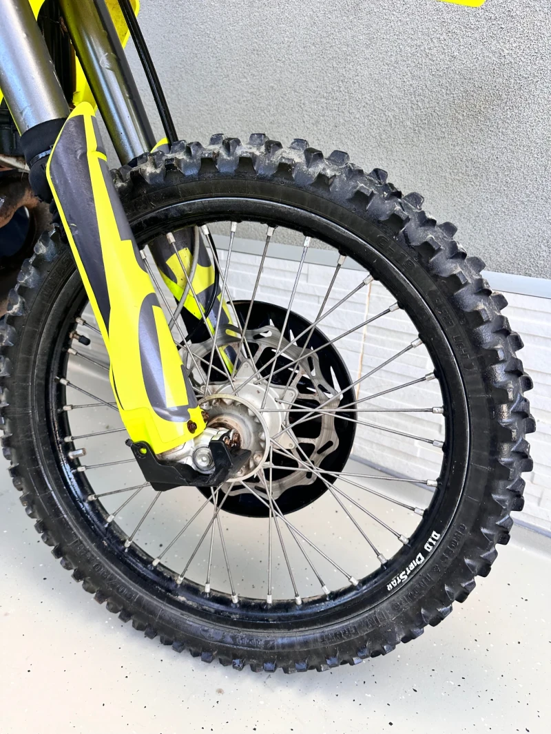 Husqvarna TE 300, снимка 9 - Мотоциклети и мототехника - 52591438