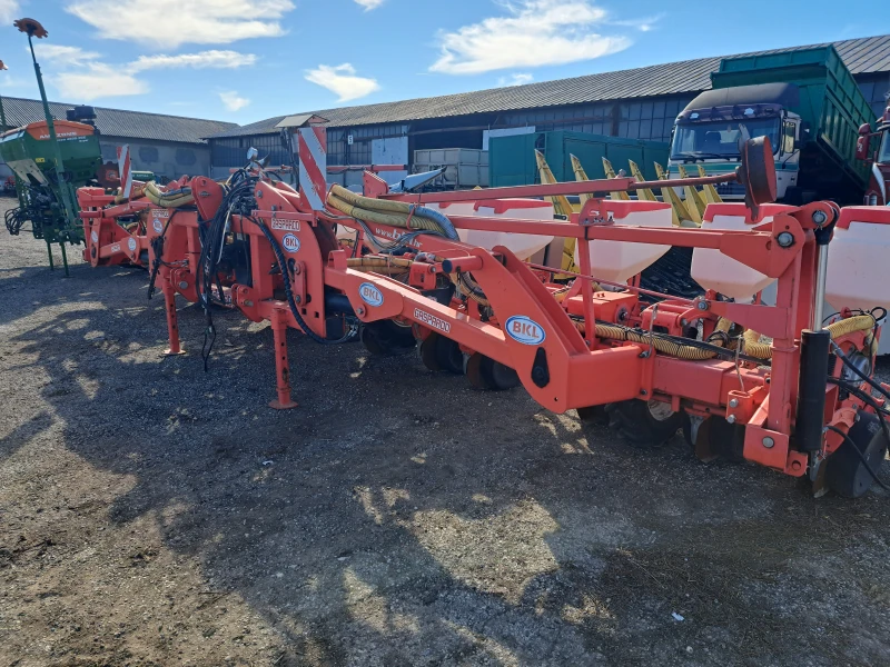 Сеялка Gaspardo Manta 12+ Бункер-Gaspardo-Scatenata-3000l, снимка 9 - Селскостопанска техника - 53497371