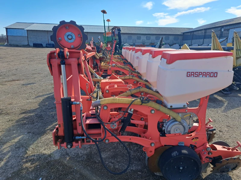 Сеялка Gaspardo Manta 12+ Бункер-Gaspardo-Scatenata-3000l, снимка 8 - Селскостопанска техника - 53497371