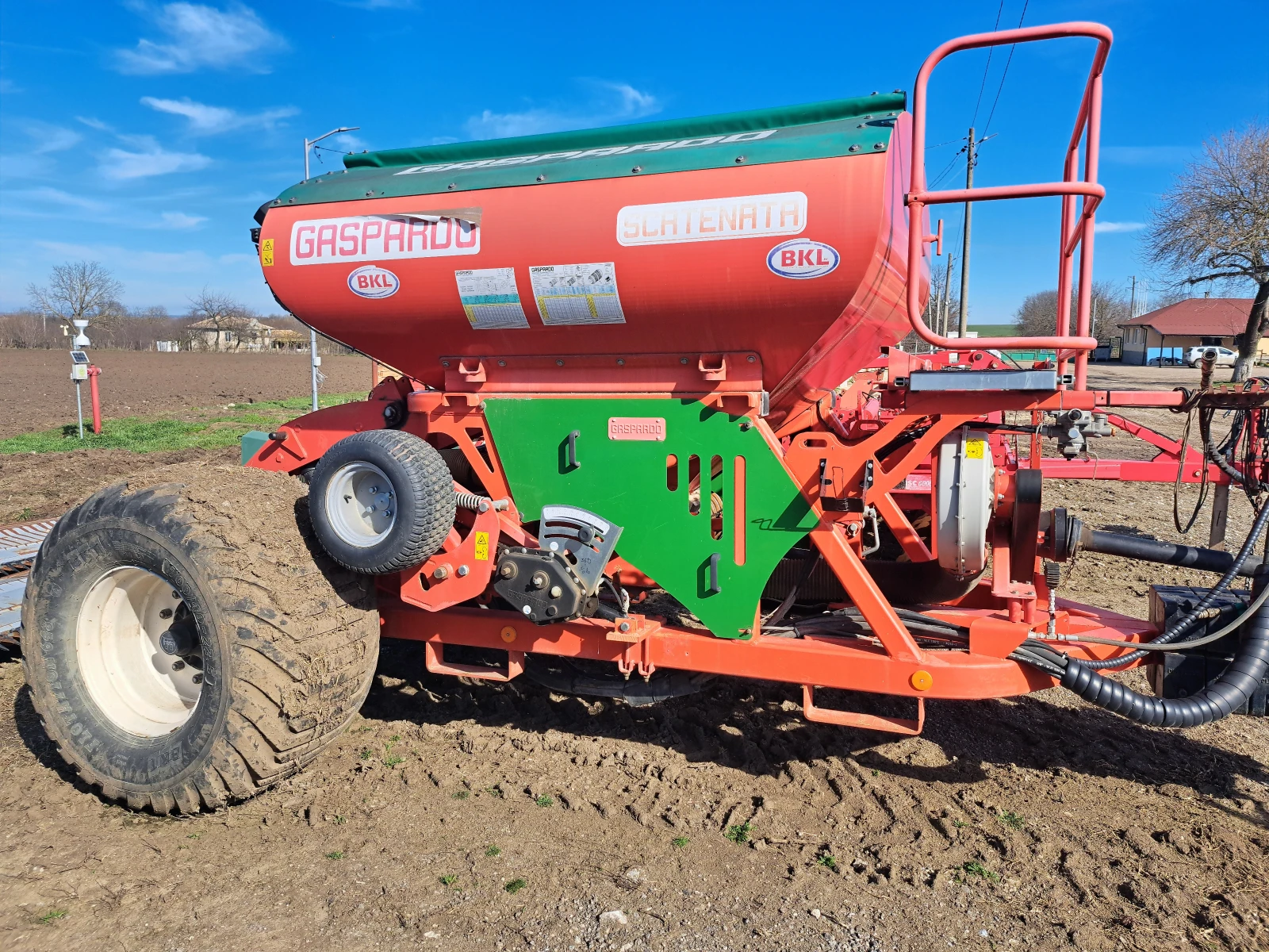 ������ Gaspardo Manta 12+ ������-Gaspardo-Scatenata-3000l | Mobile.bg � ����������� 14