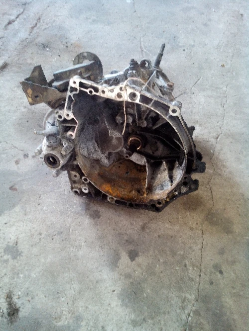 Скоростна кутия за Пежо 307 SW 1.6 HDI