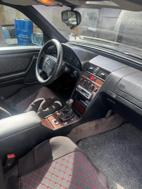 Mercedes-Benz C 180, снимка 3