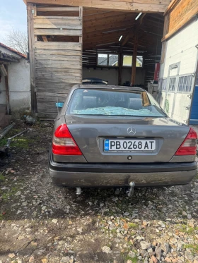Mercedes-Benz C 180, снимка 5