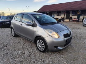 Toyota Yaris 1.4 дизел Автомат, снимка 3