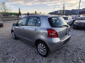 Toyota Yaris 1.4 дизел Автомат, снимка 8