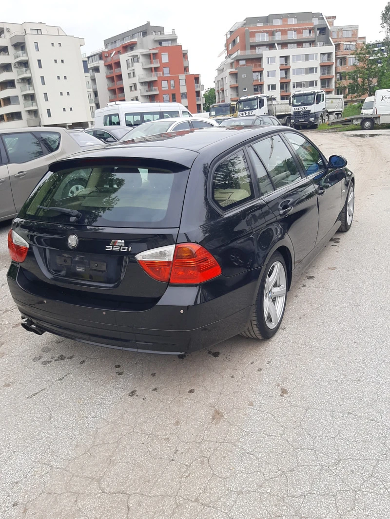 BMW 320 2000 , кожа панорама, снимка 7 - Автомобили и джипове - 37683833