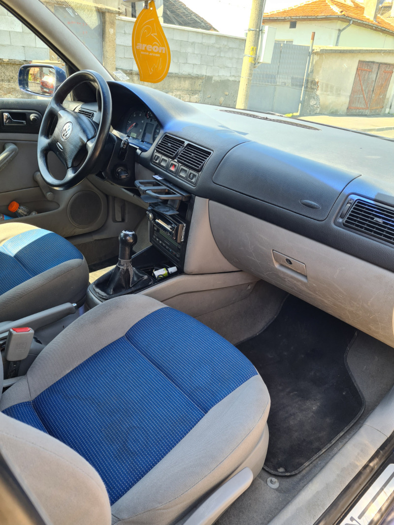 VW Golf TDI, снимка 5 - Автомобили и джипове - 45729002