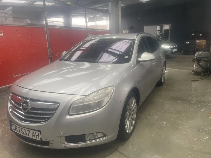 Opel Insignia, снимка 6 - Автомобили и джипове - 47331841