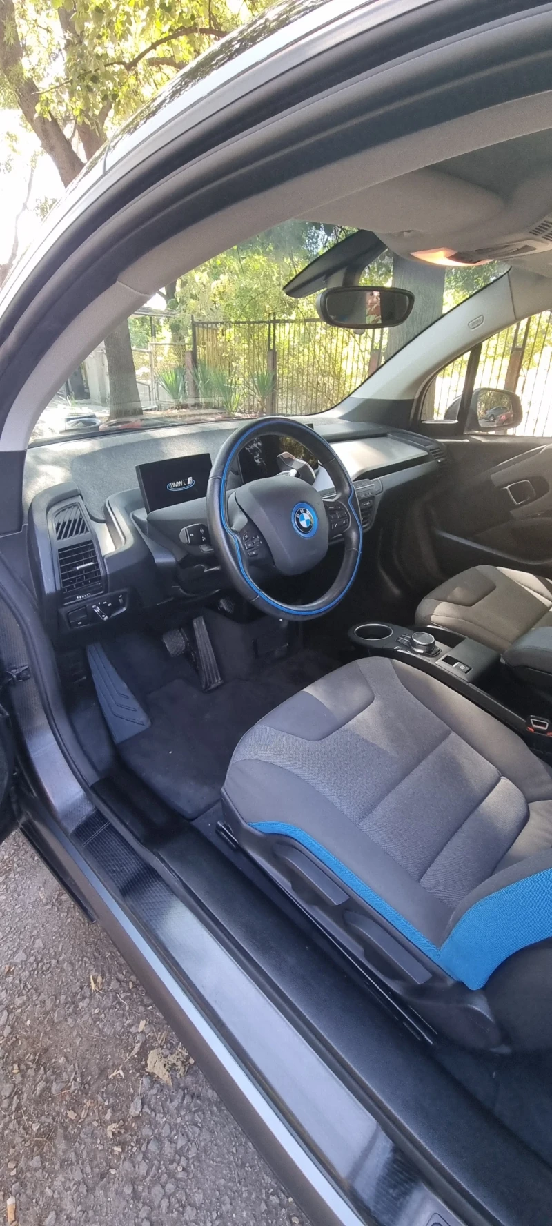 BMW i3 120Ah/42.2  kWh* ТЕРМОПОМПА* , снимка 9 - Автомобили и джипове - 47393467