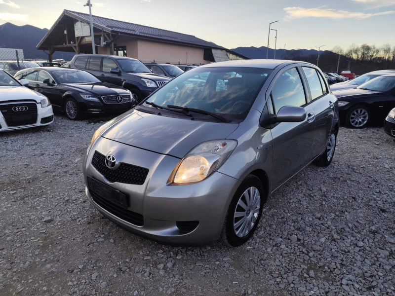 Toyota Yaris 1.4 дизел Автомат, снимка 1 - Автомобили и джипове - 48381601