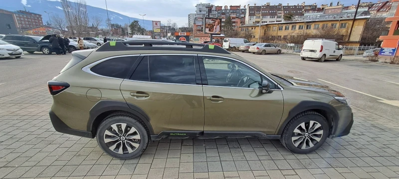 Subaru Outback, снимка 4 - Автомобили и джипове - 49024219