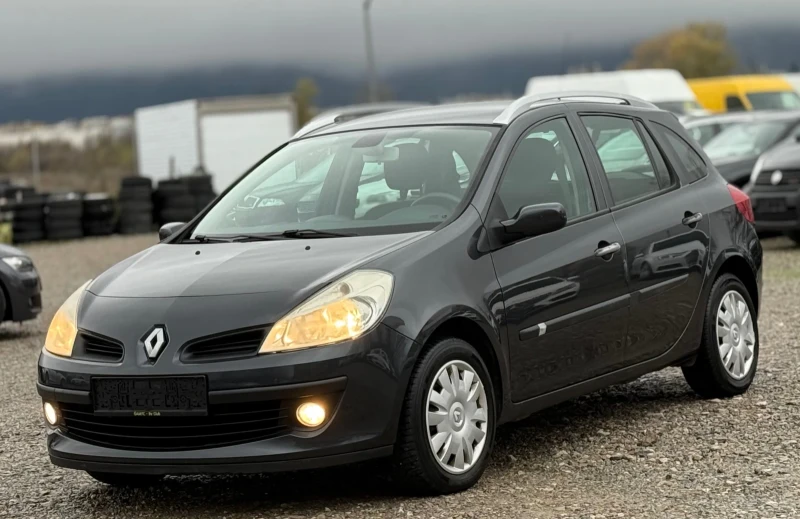 Renault Clio 1.2i 75кс * Климатроник* * 4 цилиндъра* , снимка 3 - Автомобили и джипове - 52472320